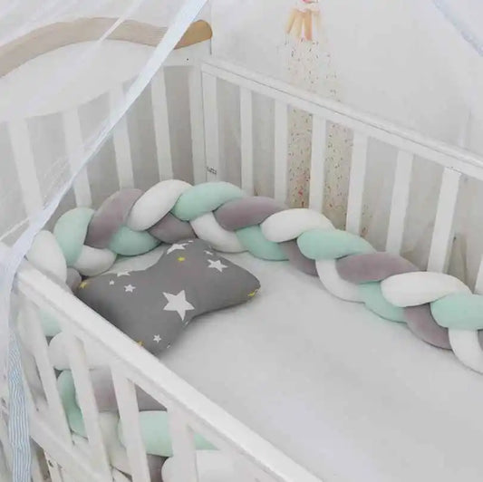 Tresse de lit bébé blanc, vert et gris douce et moelleuse pour un sommeil sécurisé