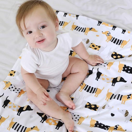 Couverture bébé chaude et légère adaptée pour la poussette, le lit ou les sorties