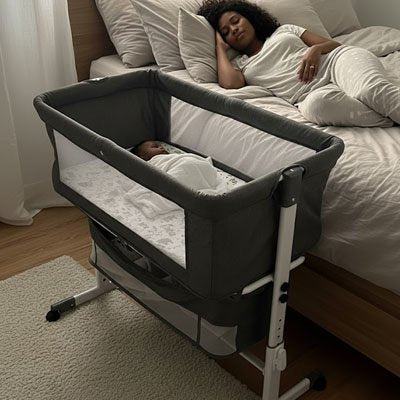 Lit cododo bébé avec rangement latéral, berceau pliable pratique pour nouveau-né.